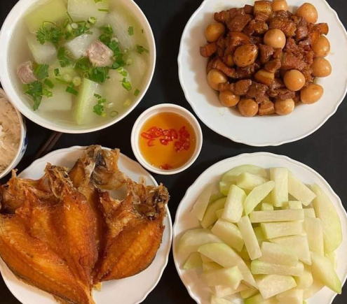 #Việc_tìm_người EM CẦN 1 CHỊ NẤU ĂN , GIÚP VIỆC NHÀ BÌNH THẠNH