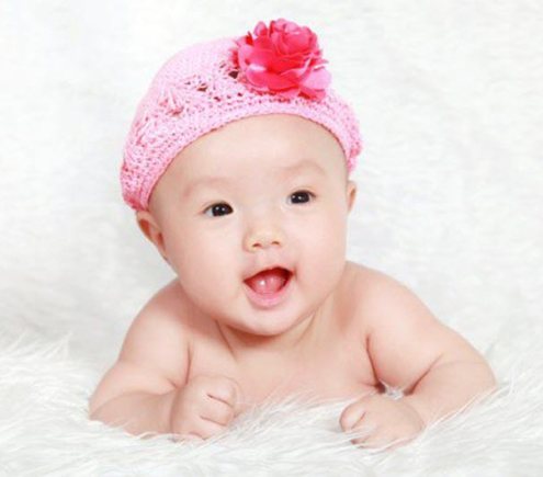 EM CẦN GẤP 1 CHỊ CHĂM BÉ TẠI TÂN PHÚ