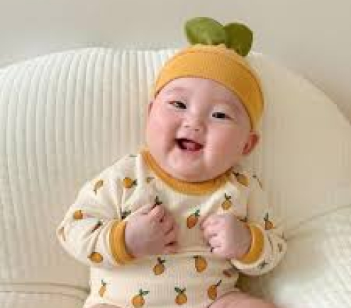 GIA ĐÌNH EM CẦN GẤP CÔ CHĂM BÉ BAO ĂN Ở LẠI