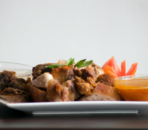 cần cô dọn dẹp nấu ăn lương 10tr ( bao ăn ở ) 