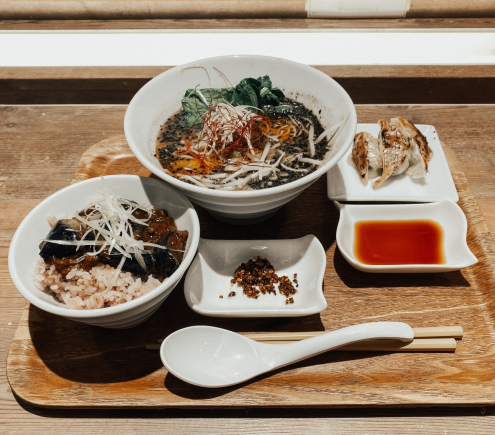 ????NHÀ EM Ở CHUNG CƯ HÀ ĐÔ CẦN TUYỂN 1 CÔ GIÚP VIỆC