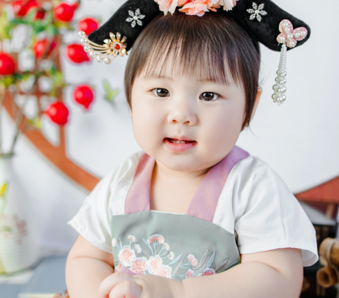 CẦN GẤP CÔ BẢO MẪU CHĂM BÉ 8 THÁNG BAO ĂN Ở LẠI, LƯƠNG 9TR BAO ĂN Ở