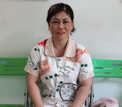 Cô : PHAN THỊ TUYẾT LAN   ( người Miền TÂY )  ,  hiện sinh sống tại Sài Gòn, tìm công việc CHĂM EM BÉ