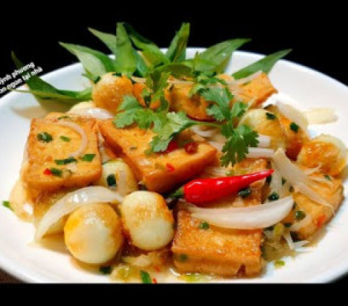 GIÚP VIỆC NHÀ _ NẤU ĂN LƯƠNG 9 TRIỆU ( BAO ĂN Ở MỌI CHI PHÍ SINH HOẠT ) LIÊN HỆ : 0332381174