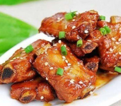 EM CẦN GẤP CÔ GIÚP VIỆC NHÀ TẠI QUẬN 6. LƯƠNG KHỞI ĐIỂM  TỪ  9 TRIỆU