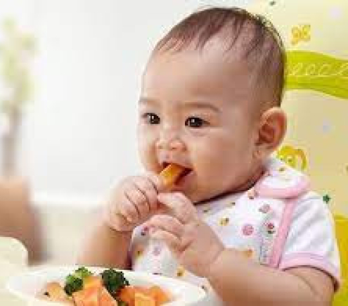 Cần tìm gấp cô chăm bé 