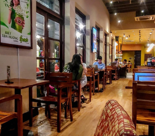  Quán trà sữa ở quận 8 cần tuyển gấp 5-7 nhân viên( nam , nữ ) ,bao ăn ở .