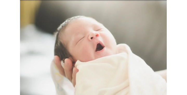 Tuyển cô chăm bé sơ sinh