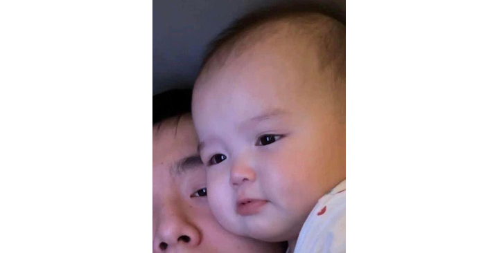  EM CẦN GẤP 1 CÔ CHĂM BÉ 5 THÁNG Ạ