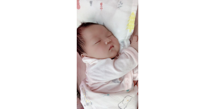 Cần Cô Chuyên Chăm Bé Sơ Sinh