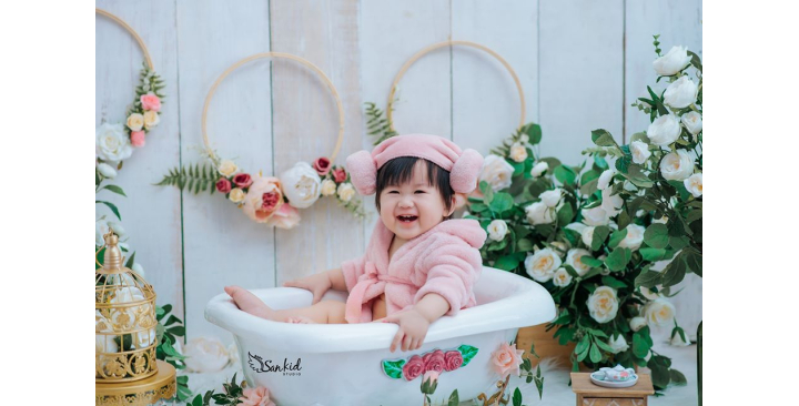 EM CẦN GẤP 1 CHỊ CHĂM EM BÉ