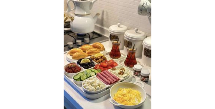 GIÚP VIỆC NHÀ CHO CHỦ NGƯỜI HÀN ( KO YÊU CẦU BIẾT TIẾNG ) LƯƠNG 9 TRIỆU ( BAO ĂN Ở  ) LIÊN HỆ : 0332381174