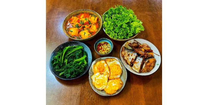 EM CẦN NGƯỜI GIÚP VIỆC NẤU ĂN TẠI QUẬN 6 