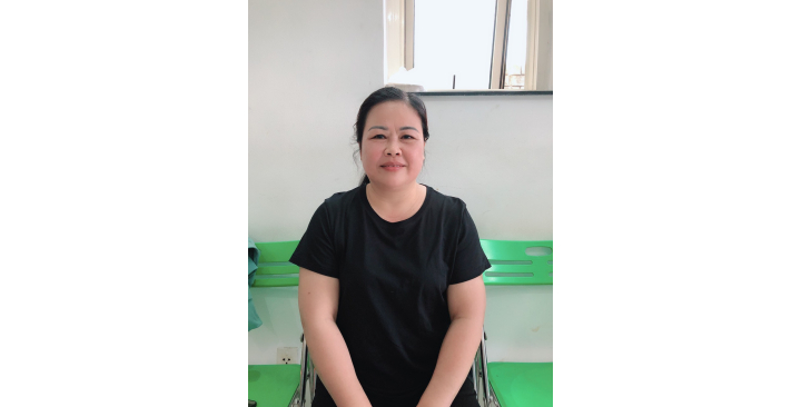 Đặc biệt giới thiệu một ứng viên làm việc nhà xuất sắc bên em ạ. Cô : NGUYỄN THỊ TƯƠNG  ( người MIỀN TRUNG )  ,