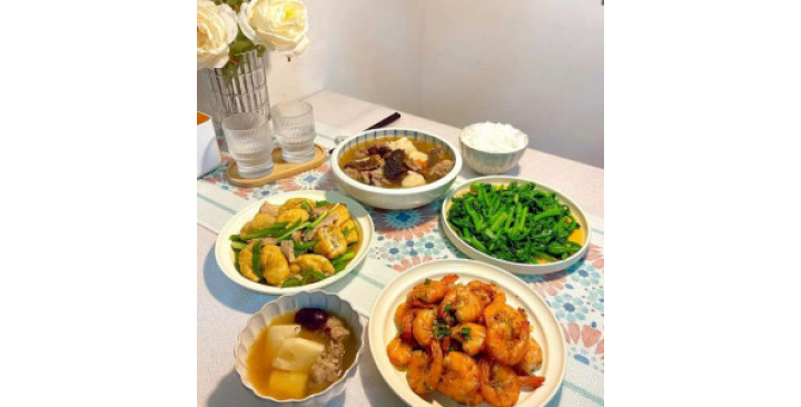 GIÚP VIỆC NHÀ _ NẤU ĂN NHÀ CHUNG CƯ_ LƯƠNG 9 TRIỆU ( BAO ĂN Ở ) LIÊN HỆ : 0528 525 029 