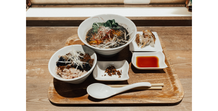 ????NHÀ EM Ở CHUNG CƯ HÀ ĐÔ CẦN TUYỂN 1 CÔ GIÚP VIỆC