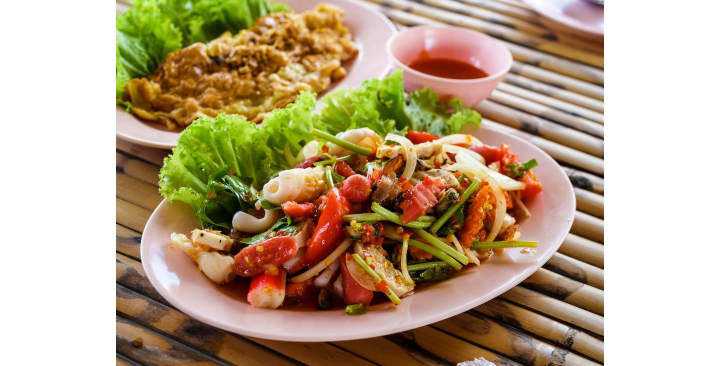 TUYỂN GẤP CÔ GIÚP VIỆC BAO ĂN Ở LẠI LƯƠNG 9TR
